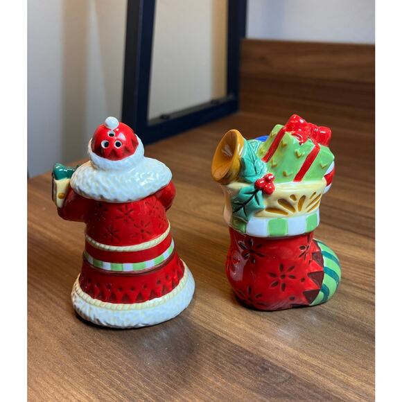 Fitz and Floyd Christmas Santa & Stocking Salt Pepper Shakers w/ Box - Picture 7 of 13